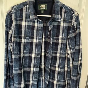 SOLD: Roots men’s heavy flannel